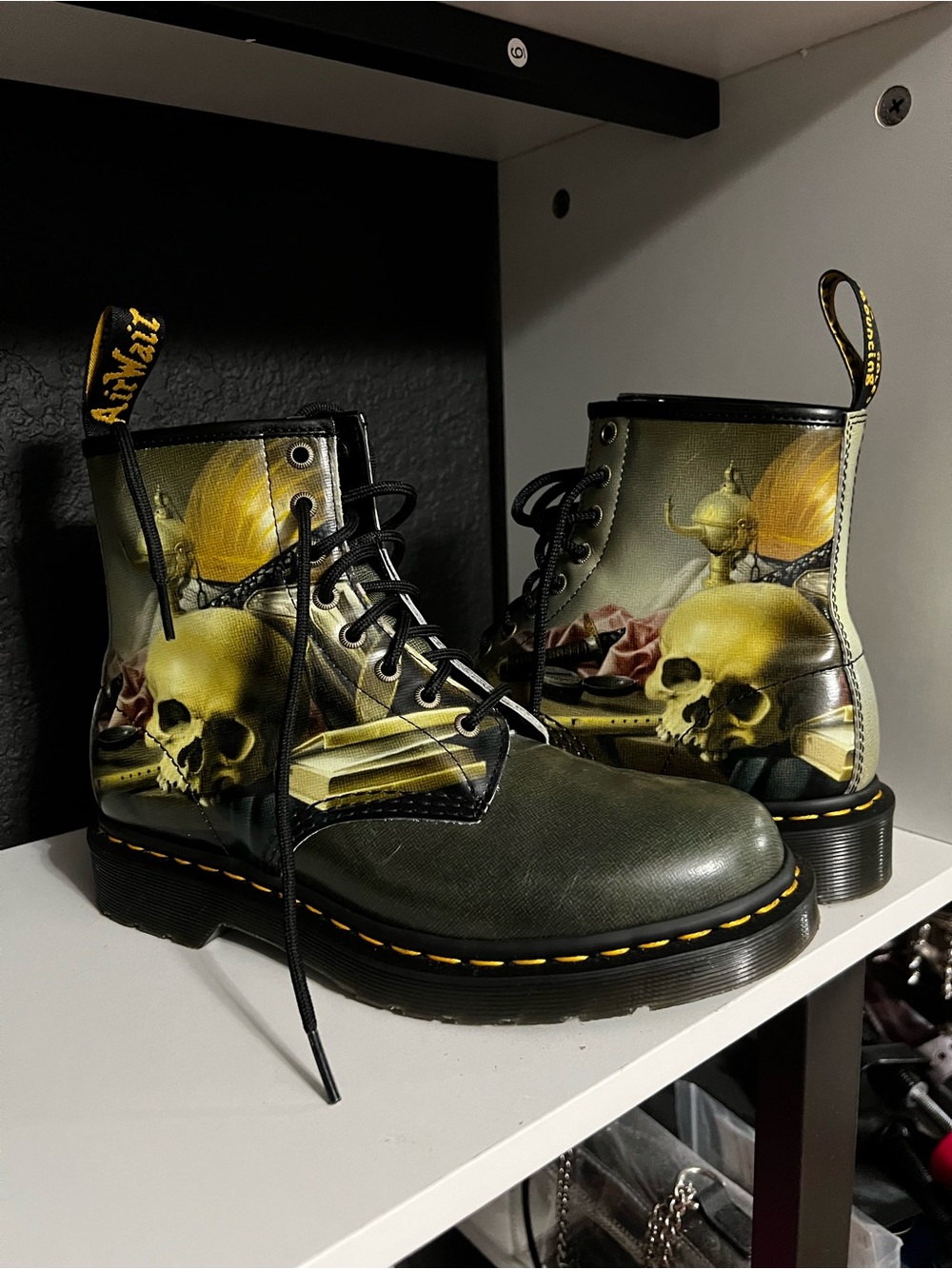 Dr. Martens national gallery Steenwyck boots size 8